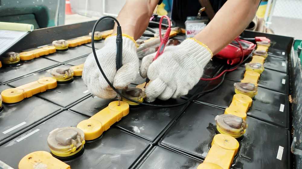 Forklift Won't Start? Diagnostic Checks Before You Call a Technician